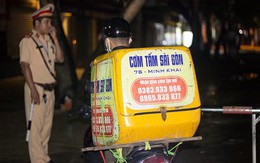 Cảnh sát ăn tại chỗ, tiếp tục vây ráp người đàn ông cố thủ