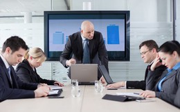 Cách đối phó với sếp cuồng công việc
