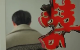 Bản cam kết không đánh vợ mới cưới trong căn phòng ám khói đen