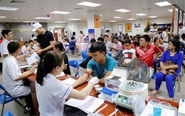 Hà Nội: Hàng trăm người dân tham gia hiến máu nhóm O