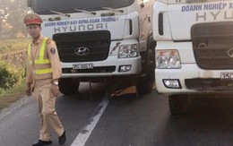 Tài xế xe tải cướp giấy tờ, dàn hàng ngang trên quốc lộ chống đối CSGT