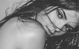 Nhiếp ảnh gia Victoria’s Secret kể chuyện chụp ảnh khỏa thân siêu mẫu