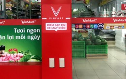 Cận cảnh trạm sạc xe máy điện miễn phí đầu tiên của Vinfast tại Hà Nội