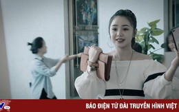 "Mẹ ơi, bố đâu rồi" tập 14: Ly (Quỳnh Kool) phấn khích quá đà khi gặp Hoa hậu Đỗ Mỹ Linh