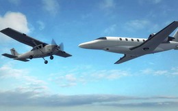 Hai máy bay đâm nhau giữa trời