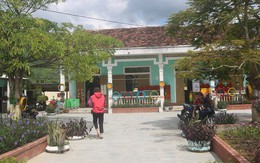 Quảng Bình: Hàng chục học sinh trở lại trường sau gần 1 tháng nghỉ để phản đối đóng nộp
