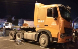 Nghệ An: Ba người trên xe máy tử vong khi va chạm với xe tải