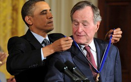 94 năm cuộc đời của Bush 'cha': Từ đế chế dầu mỏ tới Chiến tranh Lạnh