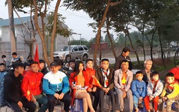 Gia đình Quang Hải tất bật đón khách