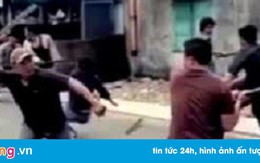 Thiếu niên 15 tuổi đâm hai người trọng thương