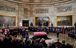 Linh cữu cố tổng thống Bush được quàn trong tòa nhà quốc hội Mỹ