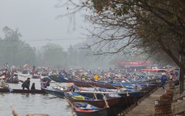 Hôm nay, chùa Hương chính thức khai hội