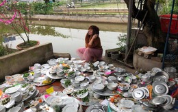 Nhìn núi bát đũa mà nàng dâu trưởng độc đinh 5 đời phải rửa khiến ai cũng choáng váng