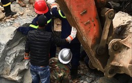 Tài xế lái máy múc bị đá sụp lở đè tử vong