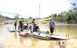 Lên “cổng trời” nuôi… con chữ