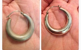 Bọc giấy nhôm vào khay rồi đổ nước sôi, đồ bạc cũ thế nào sau khi nhúng vào cũng sáng như mới