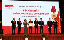 Công ty BHNT Dai-ichi tặng 1 tỷ đồng vào ngày đón nhận Huân chương Lao động