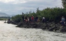 3 học sinh mất tích trên sông Ba, thi thể cuốn trôi hơn 3km