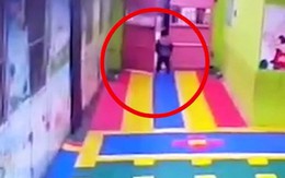 Hành trình bé trai trốn thoát khỏi trường mẫu giáo, bảo vệ và giáo viên không hay biết