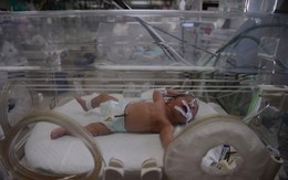 Chấn động: Hàng loạt trẻ sơ sinh bị gãy xương, nứt sọ nghi do bị y tá đánh đập
