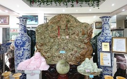 Bức tranh ngọc tạc 9 con rồng của đại gia Thái Nguyên được trả 10 tỷ vẫn chưa bán
