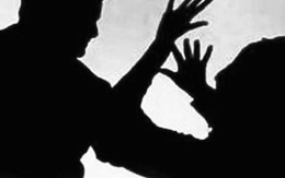 Rúng động: Nghi ngờ bị 'cắm sừng', chồng giết chết cả vợ và con