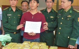 Gã trai ngoại quốc vận chuyển thuê 15 kg ma túy đá để lấy 2,7 tỷ