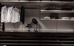 Mọi thứ sẽ vô cùng gọn gàng và ngăn nắp với tủ quần áo mở