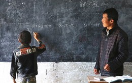 Trường chỉ có duy nhất một học sinh, ai đọc xong cũng rơi nước mắt về nghĩa cử cao đẹp của người thầy