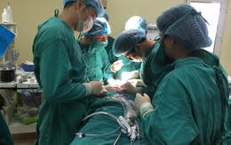 Bệnh viện đầu tiên tại Việt Nam phẫu thuật thành công u tuyến giáp qua đường miệng