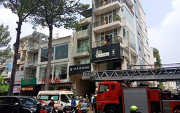 Thang máy gặp sự cố, nam thanh niên bị kẹt cổ giữa thang máy với sàn nhà nguy kịch