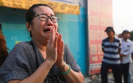 Cư dân Carina làm lễ cầu siêu cho 13 nạn nhân tử vong trong vụ cháy