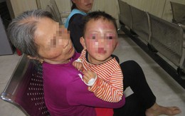 Nghi vấn bé trai 2 tuổi bị cha dượng bạo hành khiến mặt mũi sưng phù, bầm tím