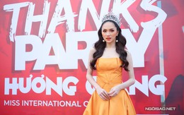 Hương Giang sexy trong tiệc mừng đăng quang Hoa hậu