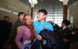 Mẹ tuyển thủ U23 Việt Nam từng bán trâu, vay nợ vì con