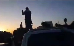 Người dân Syria đổ ra phố ăn mừng tên lửa Mỹ bị bắn hạ