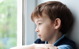Hội chứng cô đơn giữa gia đình (12): Tìm thấy nguyên nhân gây rối nhiễu tâm lý ở trẻ từ trong gia đình