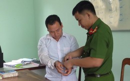 Bé gái 13 tuổi sinh con, 3 người đàn ông vào tù