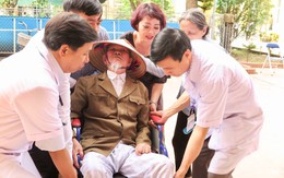 CLB Bác sĩ họ Đinh Việt Nam chung tay mang niềm vui đến với người bệnh