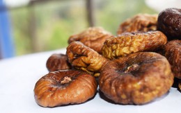 Điều gì khiến sung Mỹ khô giá 600 nghìn/kg vẫn "cháy hàng"?