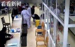 Nữ y tá bị bà lão 61 tuổi đánh trọng thương vì một lý do khiến cả cộng đồng mạng phẫn nộ