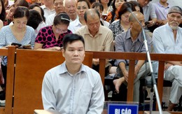 Hàng trăm nạn nhân dự phiên xét xử tiến sĩ 'dạy học làm giàu'