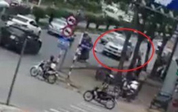 Tạm giữ tài xế xe bán tải lùi ngược chiều, cán chết một người