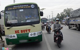 Va chạm với xe buýt, một phụ nữ chạy xe máy tử vong