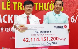 Chủ xe khách không đeo mặt nạ nhận thưởng xổ số 42 tỷ đồng