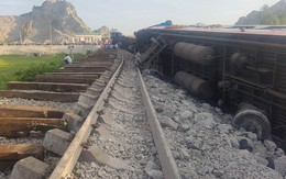 Hiện trường vụ tai nạn tàu hỏa kinh hoàng làm 2 người chết, 8 người bị thương ở Thanh Hóa