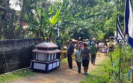 Đẫm nước mắt đám tang hai vợ chồng tử nạn trên đường vào bệnh viện chờ sinh