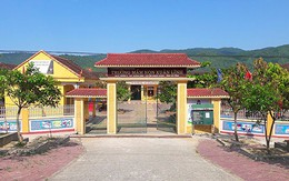 Phụ huynh đòi trường trả lại hơn 300 triệu tiền đóng góp tự nguyện