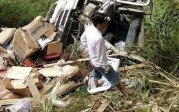 Lai Châu: Xe tải đâm xuống vách núi sâu 70 mét, 1 người phụ nữ tử vong, 2 người khác bị thương