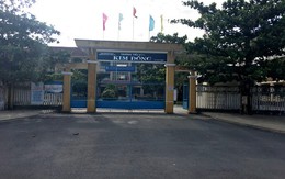 Phụ huynh bức xúc vì con bị đánh trượt “xuất sắc tiêu biểu duy nhất”